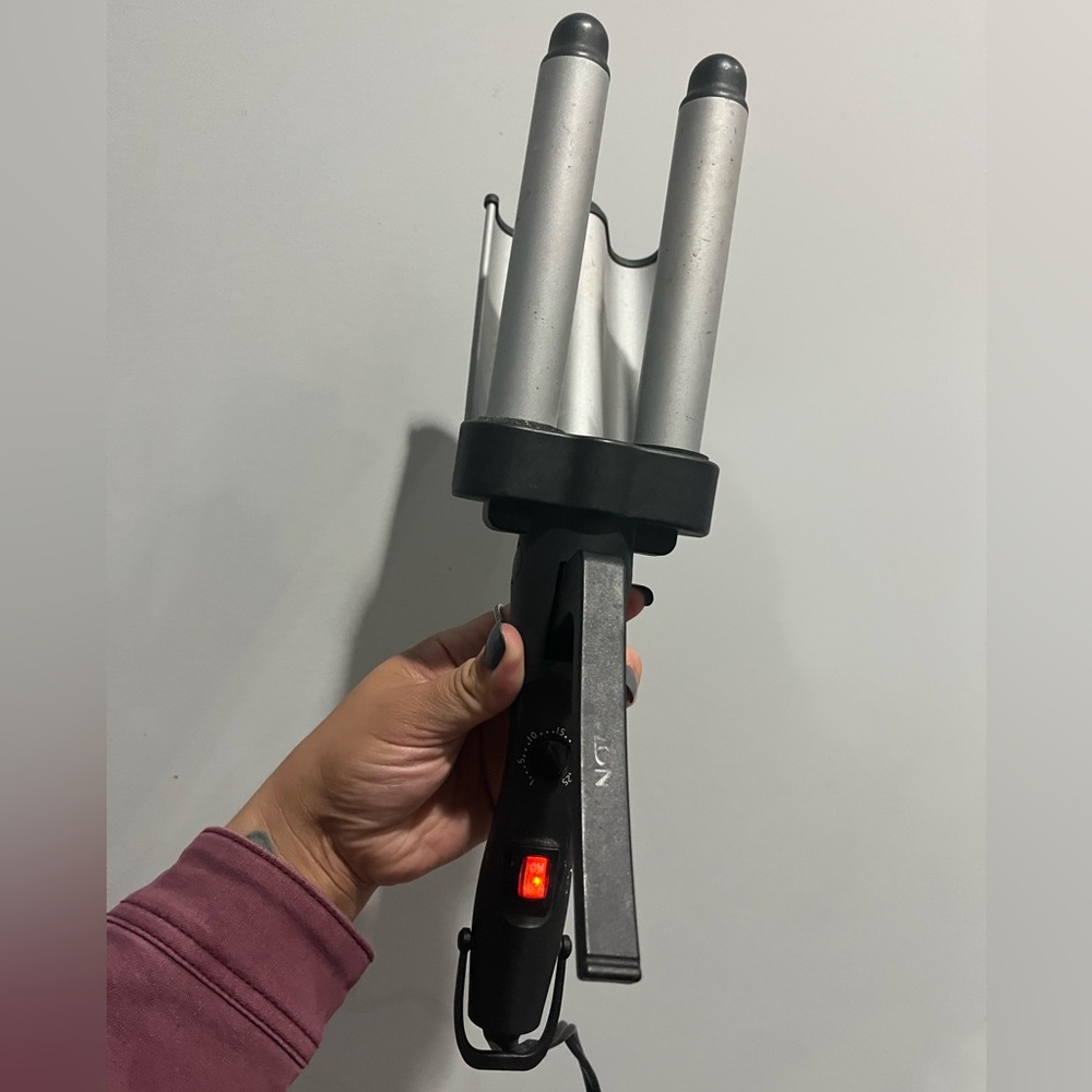 Reckon crimper big‎ crimper Silver and Black Hair Styling Tool